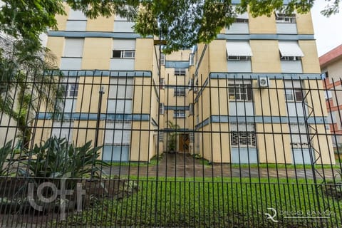 Image 34 - 235815